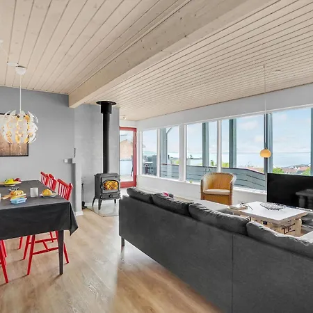 Gorgeous In Farso With House Sea View