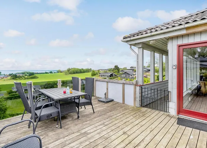 Casa de Férias Three-bedroom In Farsø